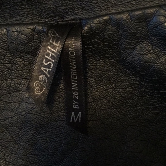 Ashley, Women leather jacket size M - Picture 5 of 7